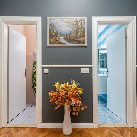 Jurkin * Ninski Stanovi